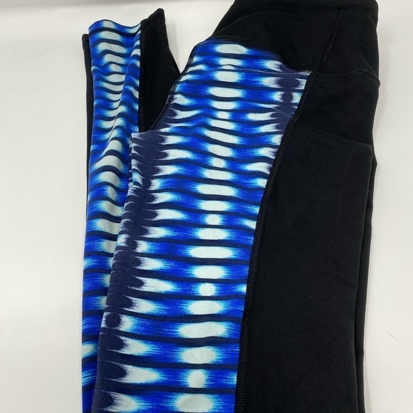 Victoria Secret VSX Knockout Tights/Leggings Size Small - Picture 2 of 4